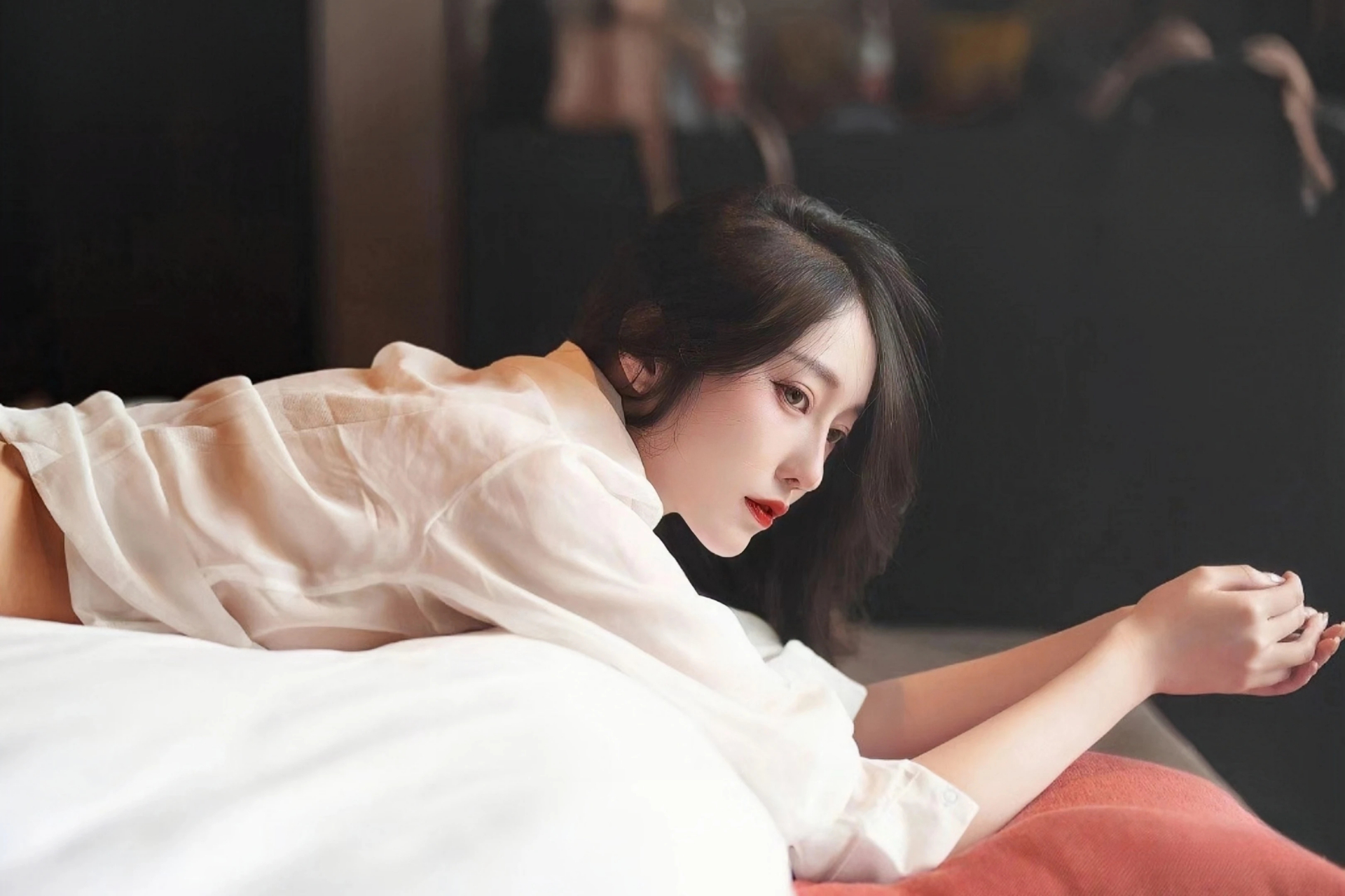 四川广绵高速扩容项目刘家咀特大桥合龙